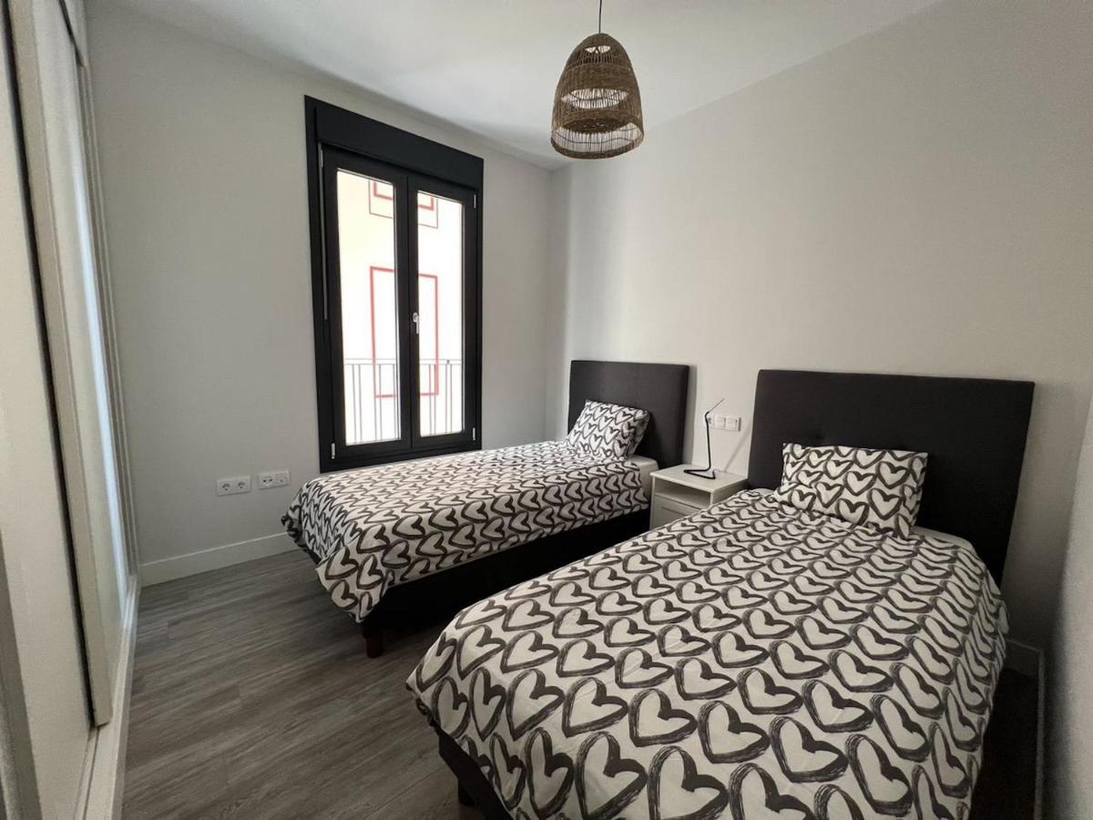 Holidays2Malaga Alta Downtown Pool Paddle And Parking New Building Extérieur photo